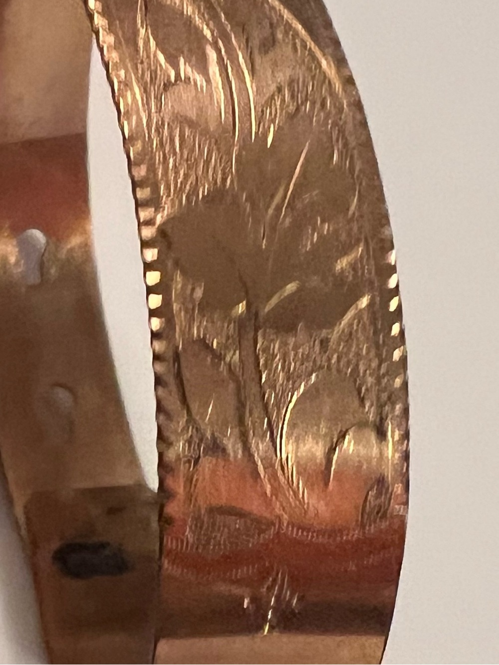 Rose Gold color Authentic vintage Etched “Victorian belt” Bracelet as-is Bangle - Picture 2 of 14